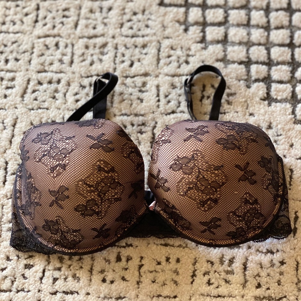 Victoria’s Secret Biofit Lightly Lined Demi Bra